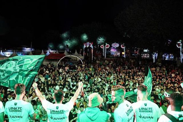 Vila Verde ficou acordada à espera de equipa histórica (fotos e vídeo)