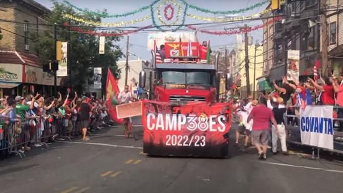 IMPRESSIONANTE! Veja bem a parada do Dia de Portugal em Newark… (vídeo)