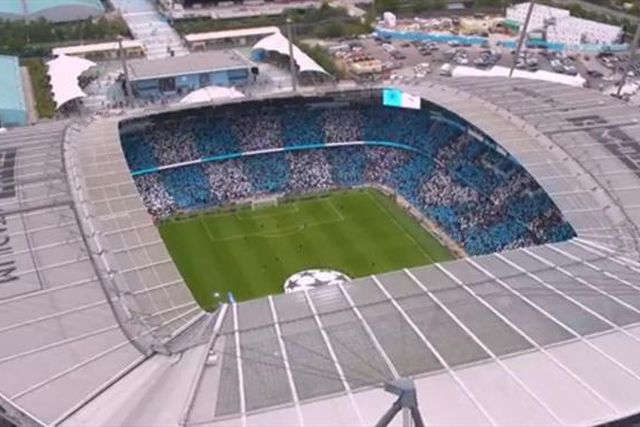 Ambiente incrível no Etihad (vídeo)