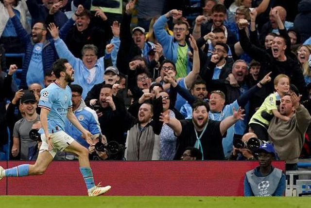 Bernardo Silva ‘deu chocolate’ e não esqueceu o Benfica