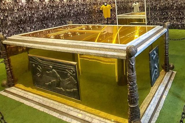 Mausoléu de Pelé inaugurado em Santos (fotogaleria)