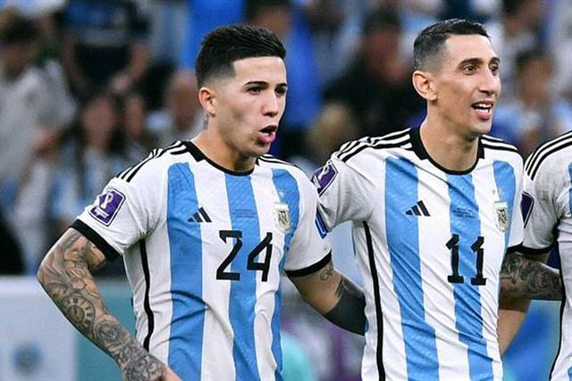 Enzo Fernández comenta regresso de Di María ao Benfica