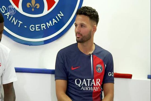 Gonçalo Ramos apresenta-se em 75 segundos