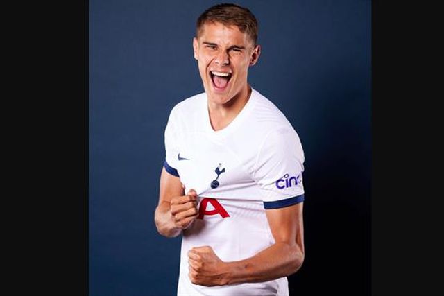 Oficial: Novo central por €40 milhões