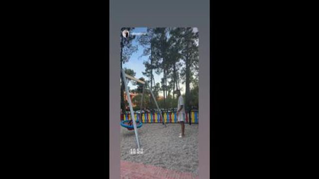 Benfica vai jogar e Vlachodimos ficou a brincar com a filha