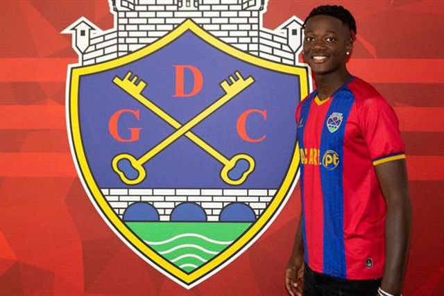 Oficial: Leandro Sanca é reforço