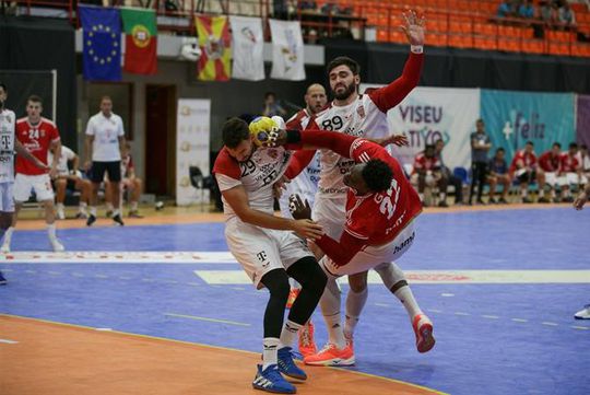 Benfica perde com Vezprém no Torneio de Viseu