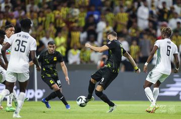 Benzema em atrito com Nuno Espírito Santo