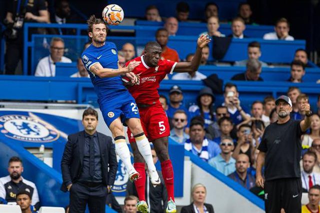 Klopp empata estreia de Pochettino em Stamford Bridge (veja os golos)