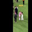 Mulher de Messi confundiu o argentino com Jordi Alba... que quase ganhou um beijo na boca!