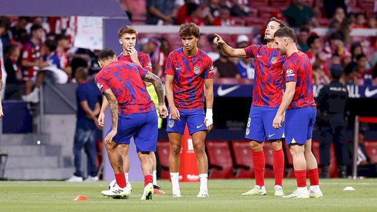 Assobiadela monumental para João Félix! (vídeo)