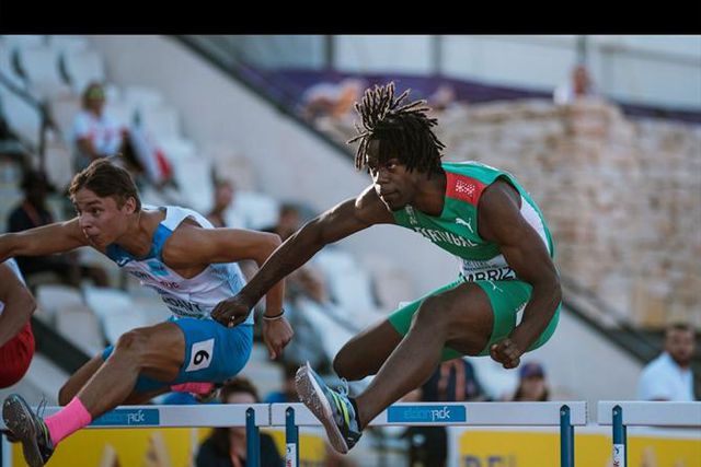 Sisínio Ambriz nas meias do Europeu de sub-20