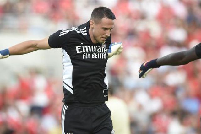 Porta do Man. United fecha-se para Vlachodimos