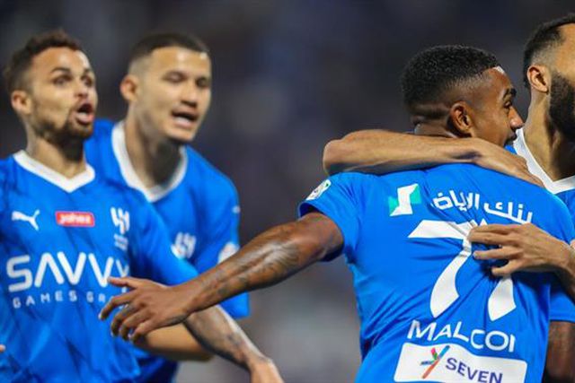 Al Hilal, de Jesus, entra a vencer no campeonato com ‘hat trick’ de reforço