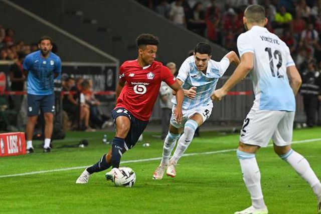 Ivan Cavaleiro assiste na vitória do Lille 'de' Paulo Fonseca