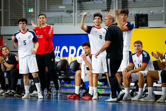 Seleção de sub-19 depende de terceiros para estar nos quartos do Mundial