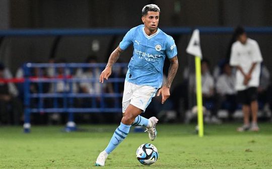 Chegada de Cancelo adiada