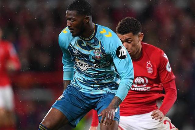 Maitland-Niles no Lyon