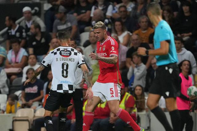 Sabe quantos minutos de compensação teve a 1.ª jornada? Dava para mais um jogo...