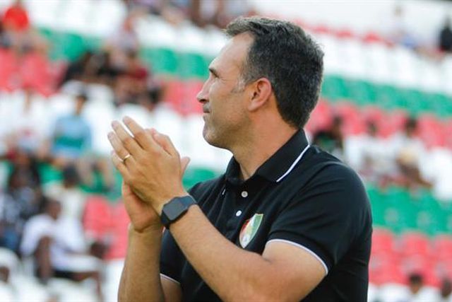 Sérgio Vieira «atento aos fatores» e com foco em «evoluir»