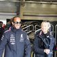 Lewis Hamilton lamenta que só haja homens na F1
