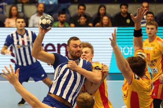 FC Porto soma terceira vitória na Gaia Handball Week