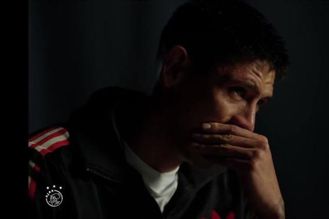 A despedida que o Ajax preparou para Álvarez é de ir às lágrimas (vídeo)