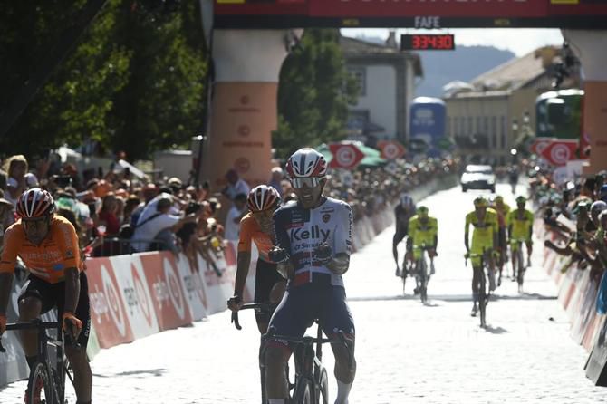 Bustamante vence em Fafe e Stussi conserva amarela