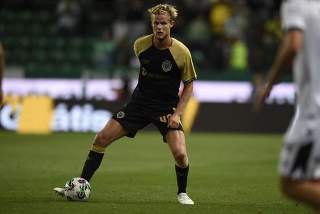 Camisola versão CR7 em estreia em Alvalade (vídeo)