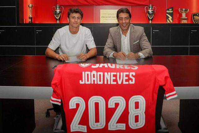 Sondagem: Benfica faz bem em blindar João Neves com cláusula de €120 milhões? Veja o resultado final