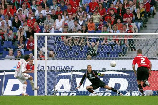 O lamentável comentário de Vidal sobre Robert Enke (vídeo)