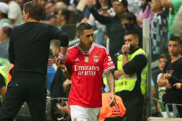 «O treinador do Benfica sabe que não gosto de sair»