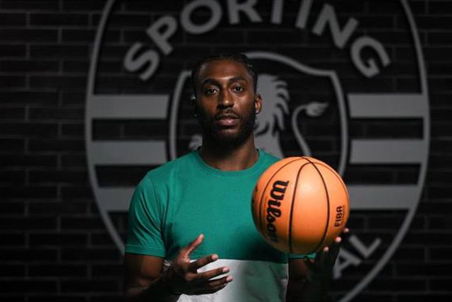 Sporting apresenta dois reforços