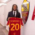 Oficial: Renato Sanches junta-se a Mourinho