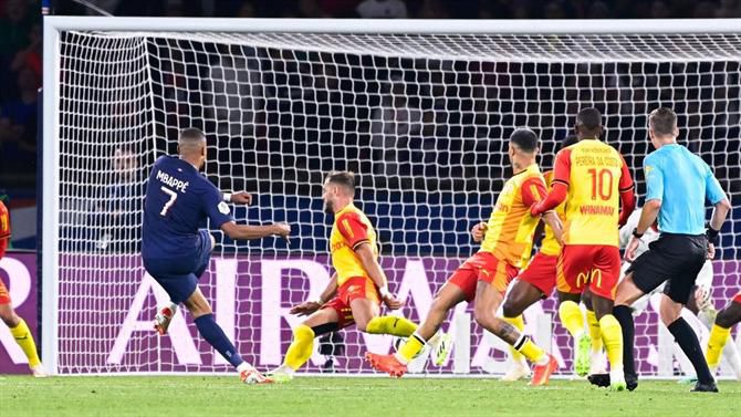 PSG consegue primeira vitória e Mbappé faz história (veja os golos)