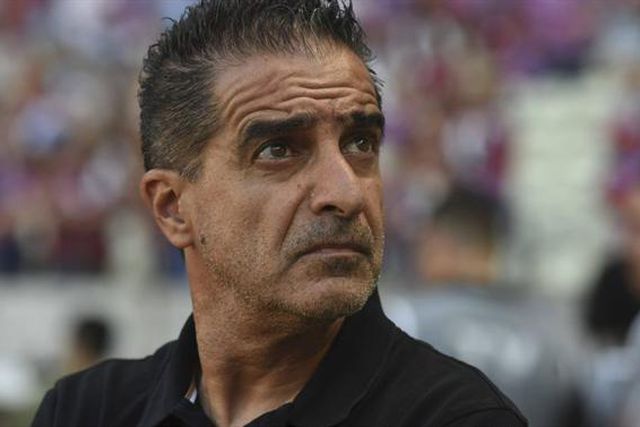 Renato Paiva ‘picado' com jornalista: «Se eu fosse cobarde já tinha ido embora» (vídeo)