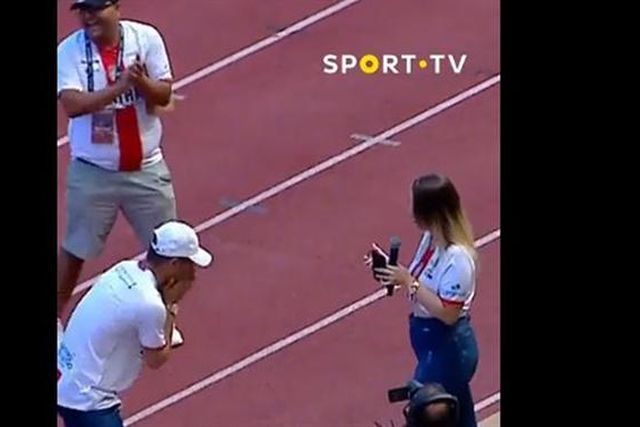 Disse «sim» à frente de 12 mil pessoas! (vídeo)