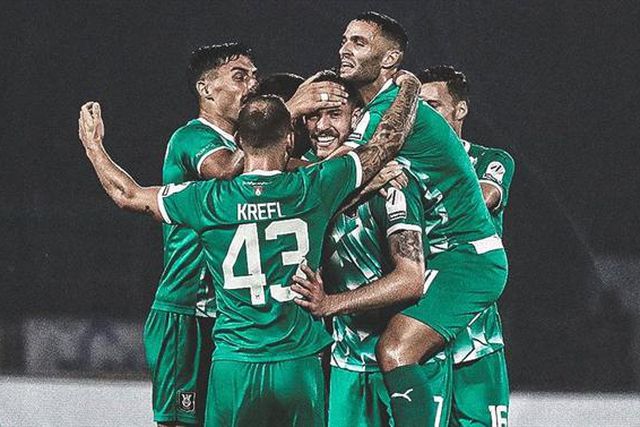 Olimpija Liubliana de João Henriques vence jogo louco e com golo português