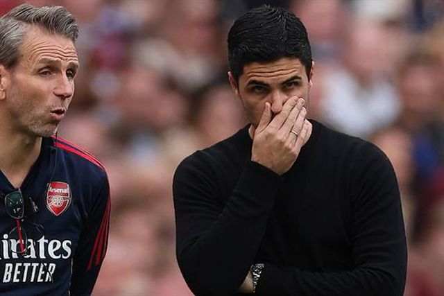 Arteta junta-se a Guardiola nas queixas