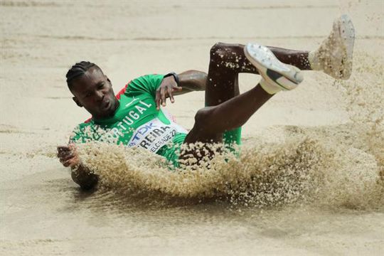 Mundial: Tiago Pereira 'apenas' 11.º no triplo salto