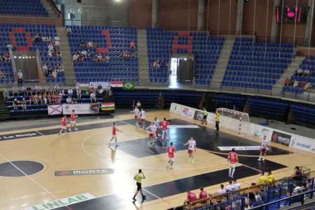 Benfica redime-se diante do Logroño