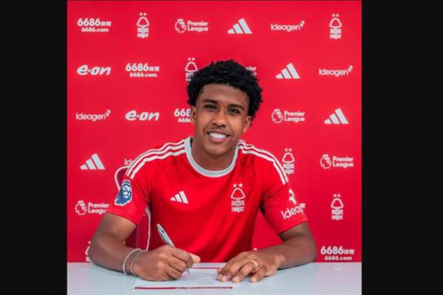 Oficial: Andrey Santos chega do Chelsea por empréstimo