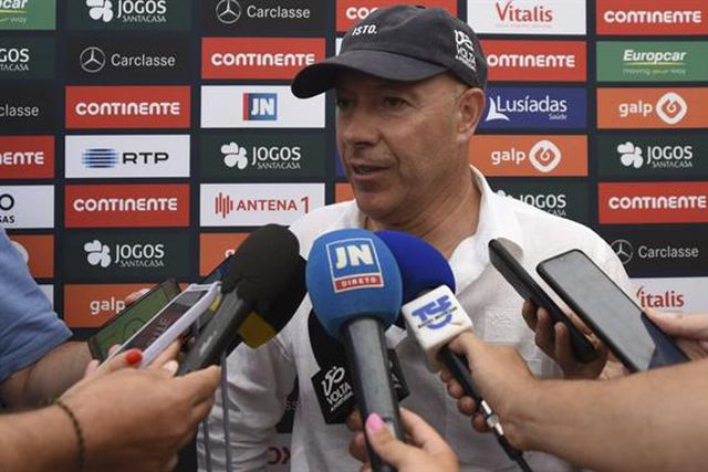 O balanço positivo de Gomes e os olhos a brilhar para domingo em Viana