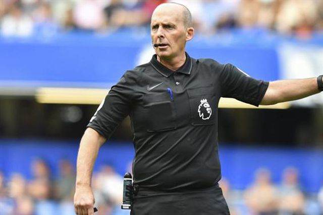 Polémica: admite erro no VAR para proteger árbitro de campo (vídeo)