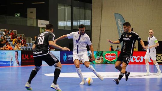 Benfica vence Anderlecht e termina em segundo no Internacional Masters Futsal