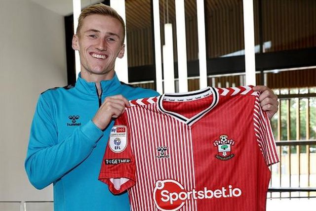 Reforço dos 'saints' explica atraso na oficialização: «Não volto a comer fígado de galinha cru!»