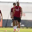 Apontados ao Bessa: Veja as fotos do primeiro treino de Trubin e Arthur Cabral