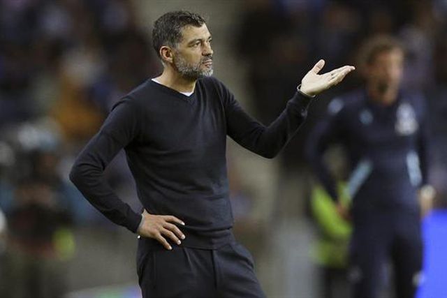 «O mercado é o que é, mas é óbvio que queria mais tempo para trabalhar com os reforços»