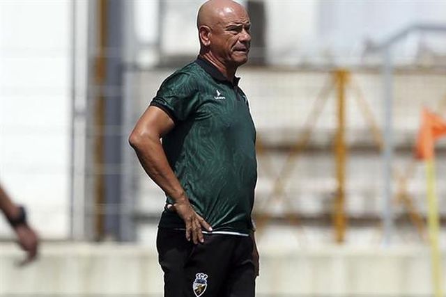 Mota quer dar continuidade a «série de dez vitórias no S. Luís»