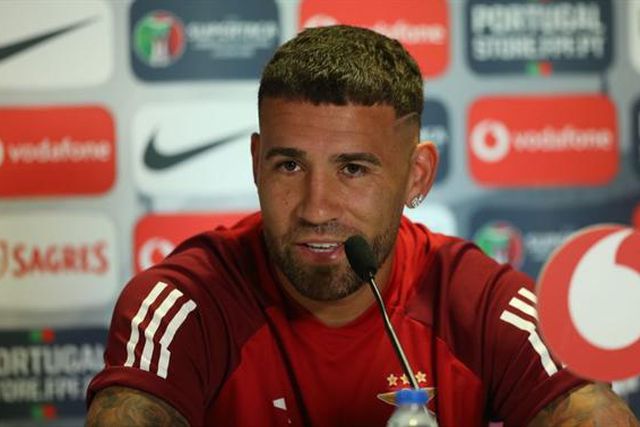 «Ansiedade? Não, jogar um clássico é lindo...»